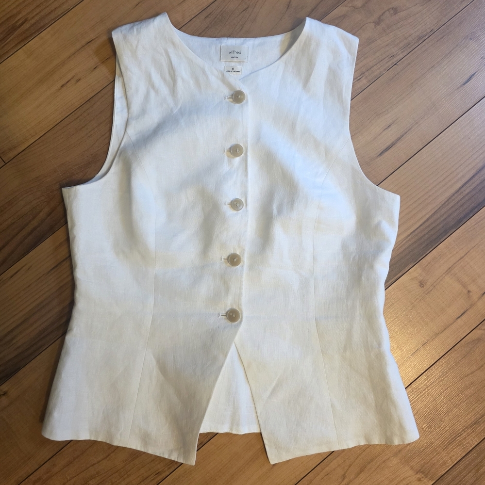 Aritzia Linen Button Up Vest. Excellent Condition Size 10.